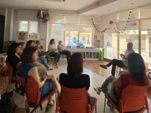 Cicle de tallers per a famílies – Com vivim la criança?